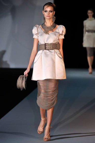desfile-armani-milaoverao2011rtw-126
