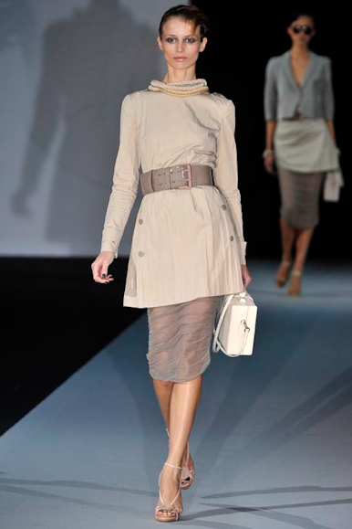 desfile-armani-milaoverao2011rtw-127