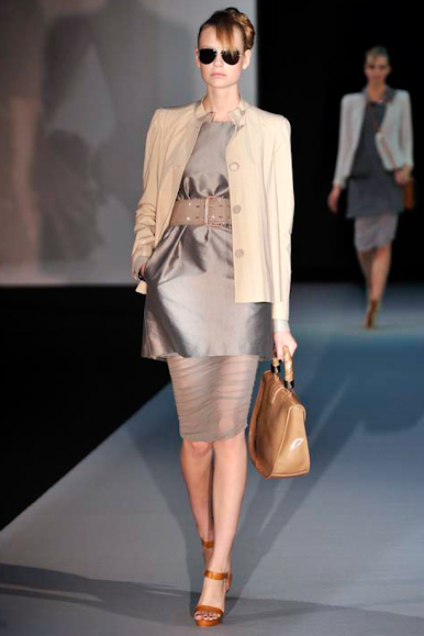 desfile-armani-milaoverao2011rtw-129