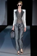 desfile-armani-milaoverao2011rtw-138