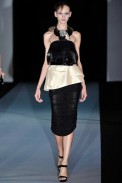 desfile-armani-milaoverao2011rtw-153