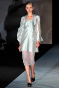 desfile-armani-milaoverao2011rtw-164