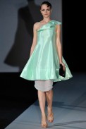 desfile-armani-milaoverao2011rtw-166