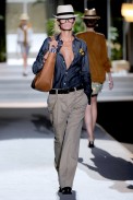 desfile-dsquared2-milaoverao2011rtw-108