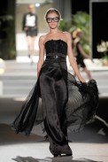 desfile-dsquared2-milaoverao2011rtw-130