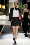 desfile-dsquared2-milaoverao2011rtw-131