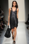 desfile-bottegaveneta-milaoverao2011rtw-108