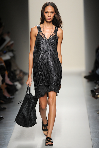 desfile-bottegaveneta-milaoverao2011rtw-108