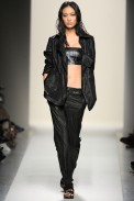 desfile-bottegaveneta-milaoverao2011rtw-109