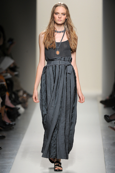 desfile-bottegaveneta-milaoverao2011rtw-113
