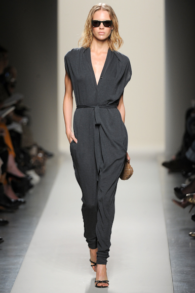 desfile-bottegaveneta-milaoverao2011rtw-120