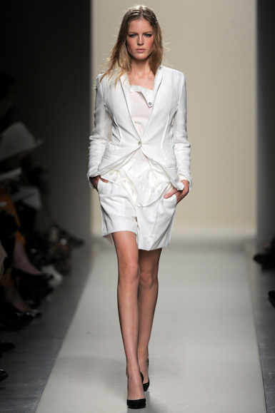 desfile-bottegaveneta-milaoverao2011rtw-129