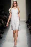 desfile-bottegaveneta-milaoverao2011rtw-134