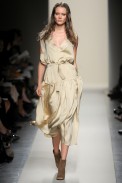 desfile-bottegaveneta-milaoverao2011rtw-139