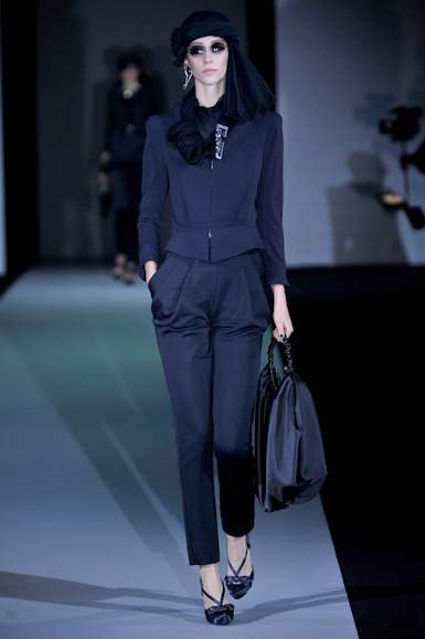 desfile-giorgioarmani-milaoverao2011rtw-107