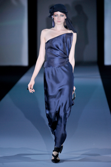 desfile-giorgioarmani-milaoverao2011rtw-141