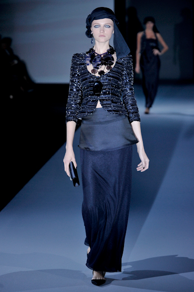 desfile-giorgioarmani-milaoverao2011rtw-145