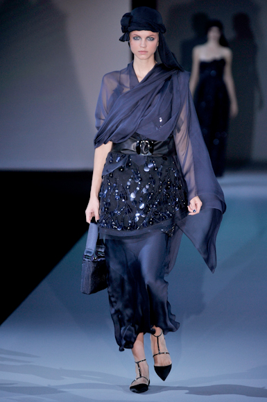 desfile-giorgioarmani-milaoverao2011rtw-147