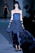 desfile-giorgioarmani-milaoverao2011rtw-154