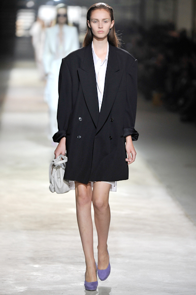desfile-driesvannoten-parisverao2011rtw-100