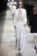 desfile-driesvannoten-parisverao2011rtw-101