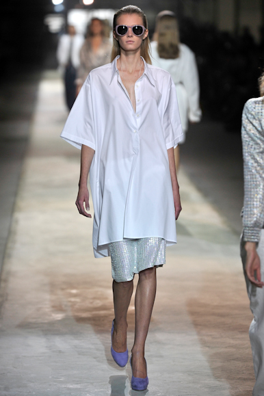 desfile-driesvannoten-parisverao2011rtw-104