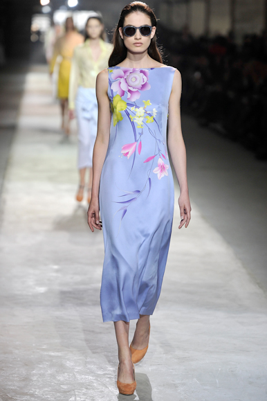 desfile-driesvannoten-parisverao2011rtw-129
