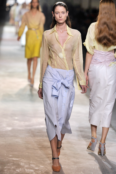 desfile-driesvannoten-parisverao2011rtw-130
