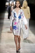 desfile-driesvannoten-parisverao2011rtw-147