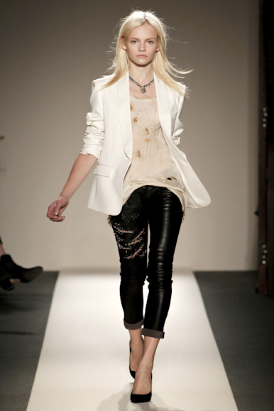 desfile-balmain-parisverao2011rtw-107
