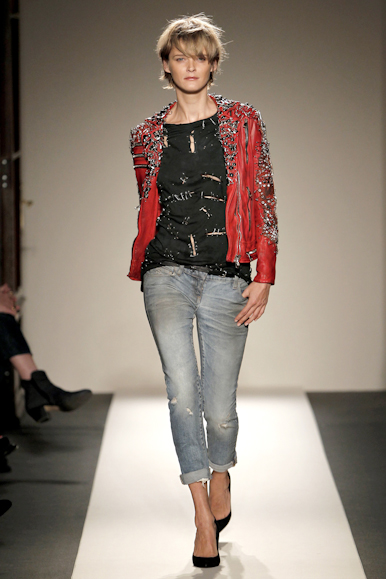 desfile-balmain-parisverao2011rtw-108