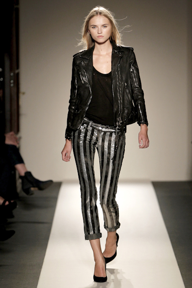 desfile-balmain-parisverao2011rtw-109