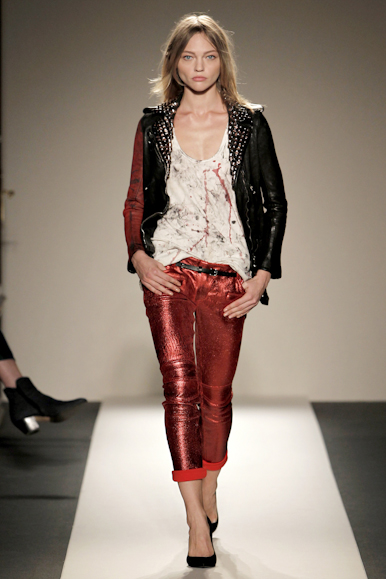 desfile-balmain-parisverao2011rtw-110