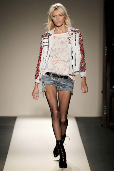 desfile-balmain-parisverao2011rtw-121