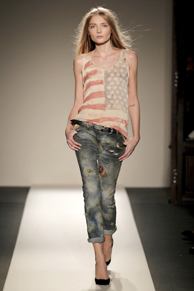 desfile-balmain-parisverao2011rtw-127