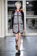 desfile-balenciaga-parisverao2011rtw-103