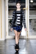 desfile-balenciaga-parisverao2011rtw-107