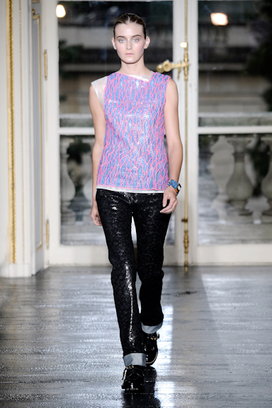 desfile-balenciaga-parisverao2011rtw-126
