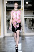 desfile-balenciaga-parisverao2011rtw-129