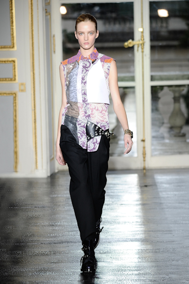 desfile-balenciaga-parisverao2011rtw-132