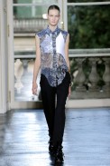 desfile-balenciaga-parisverao2011rtw-133