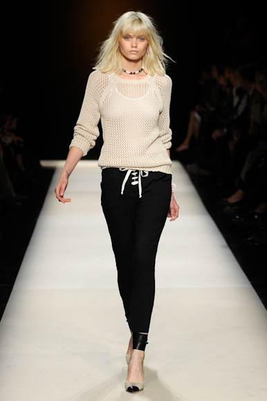 desfile-isabelmarant-parisverao2011rtw-124