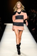 desfile-isabelmarant-parisverao2011rtw-135