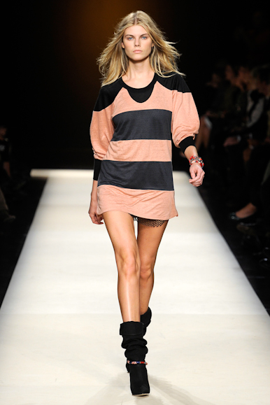 desfile-isabelmarant-parisverao2011rtw-135