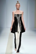 desfile-pedrolourenco-parisverao2011rtw-106