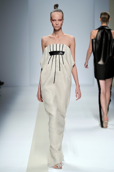 desfile-pedrolourenco-parisverao2011rtw-111
