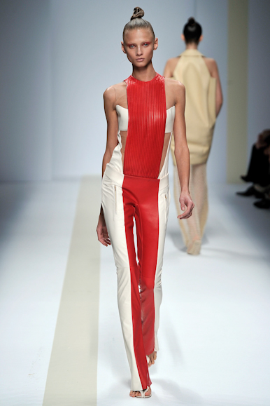 desfile-pedrolourenco-parisverao2011rtw-121