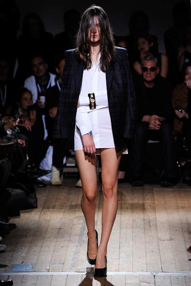 desfile-mmm-parisverao2011rtw-106