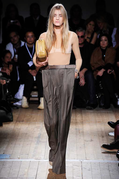 desfile-mmm-parisverao2011rtw-108