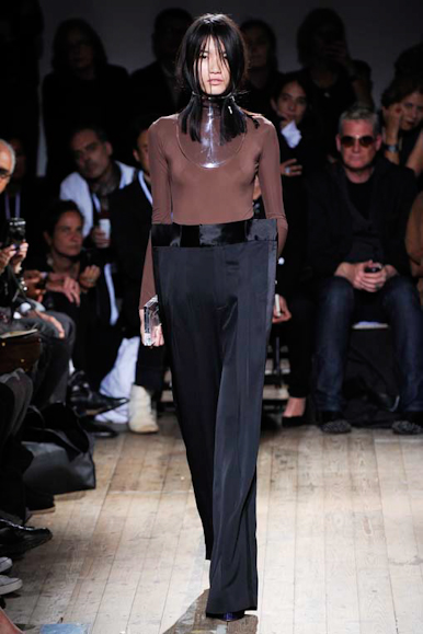 desfile-mmm-parisverao2011rtw-110